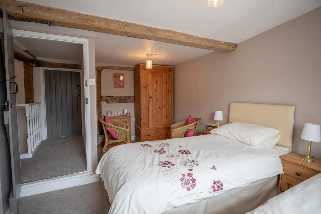 Old Beams Bed & Breakfast Bed & Breakfast Alcester Bagian luar foto