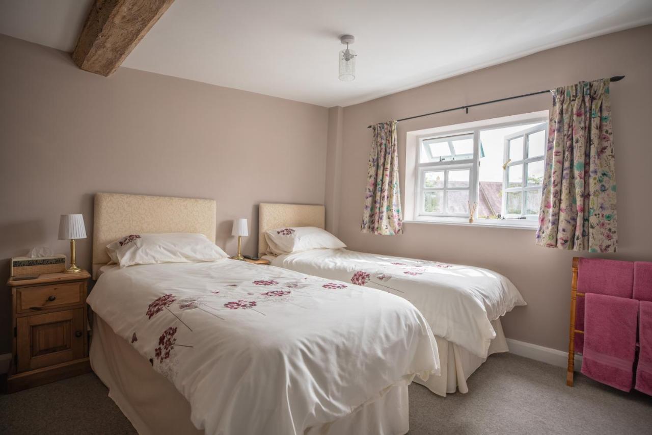 Old Beams Bed & Breakfast Bed & Breakfast Alcester Bagian luar foto